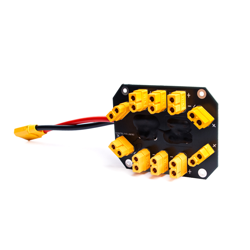 لوحة شحن متوازية من Flyroun XT - مراجعة Drone Battery Parallel Board وسعره